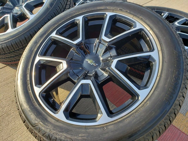 22" Chevy 2021 Tahoe Suburban Silverado OEM Black Wheels NEW Chevy Tahoe 22-inch Factory Rims Tire Size