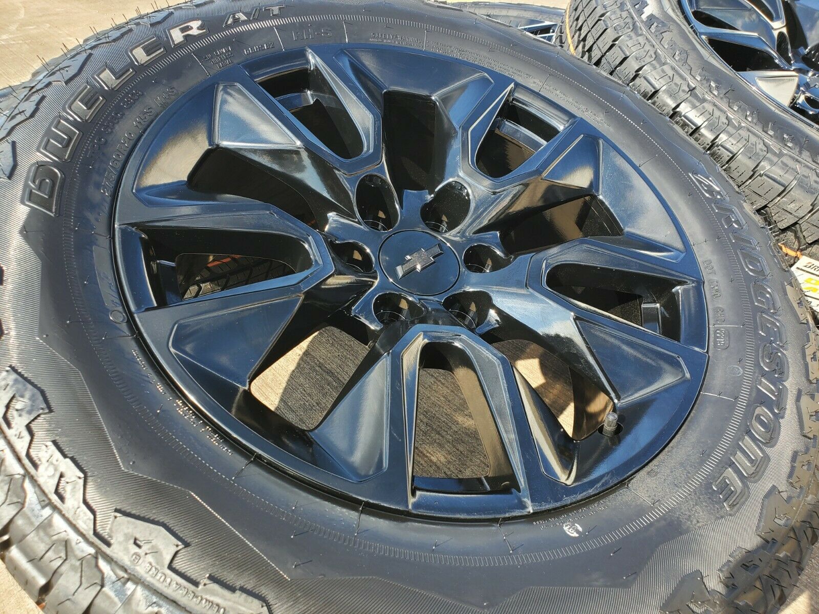 20" Chevy Silverado | Tahoe LTZ 2021 OEM Black Wheels NEW